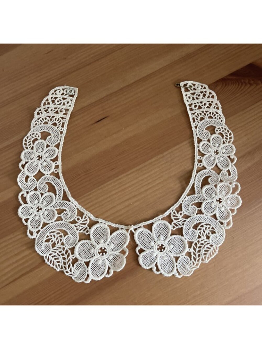 Vintage cream lace crochet detachable peter pan fake collar scalloped romantic - Picture 2 of 5